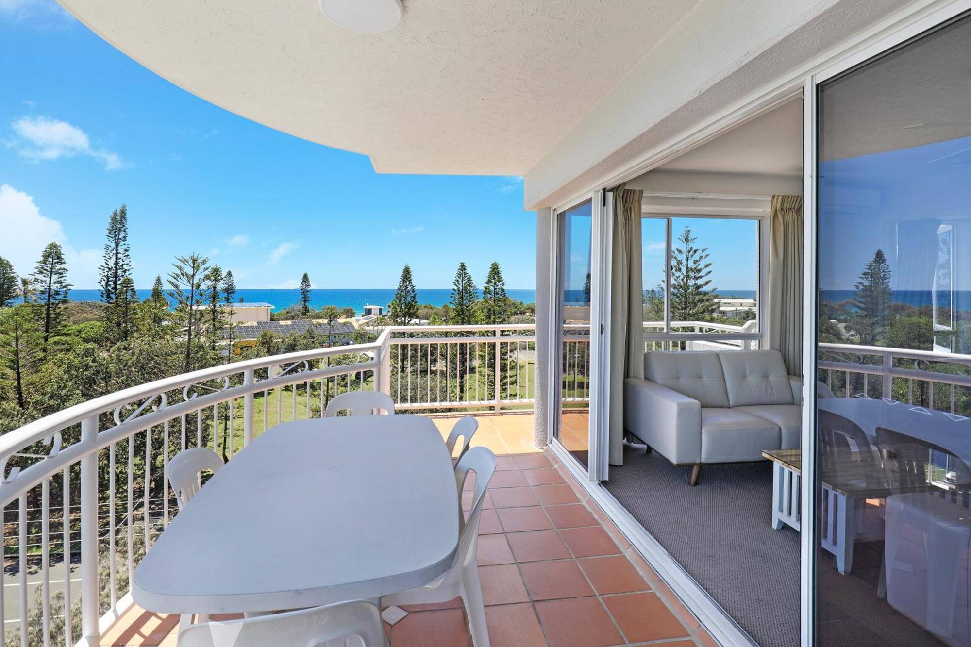 Beachside Resort Kawana Waters Buddina Exterior foto